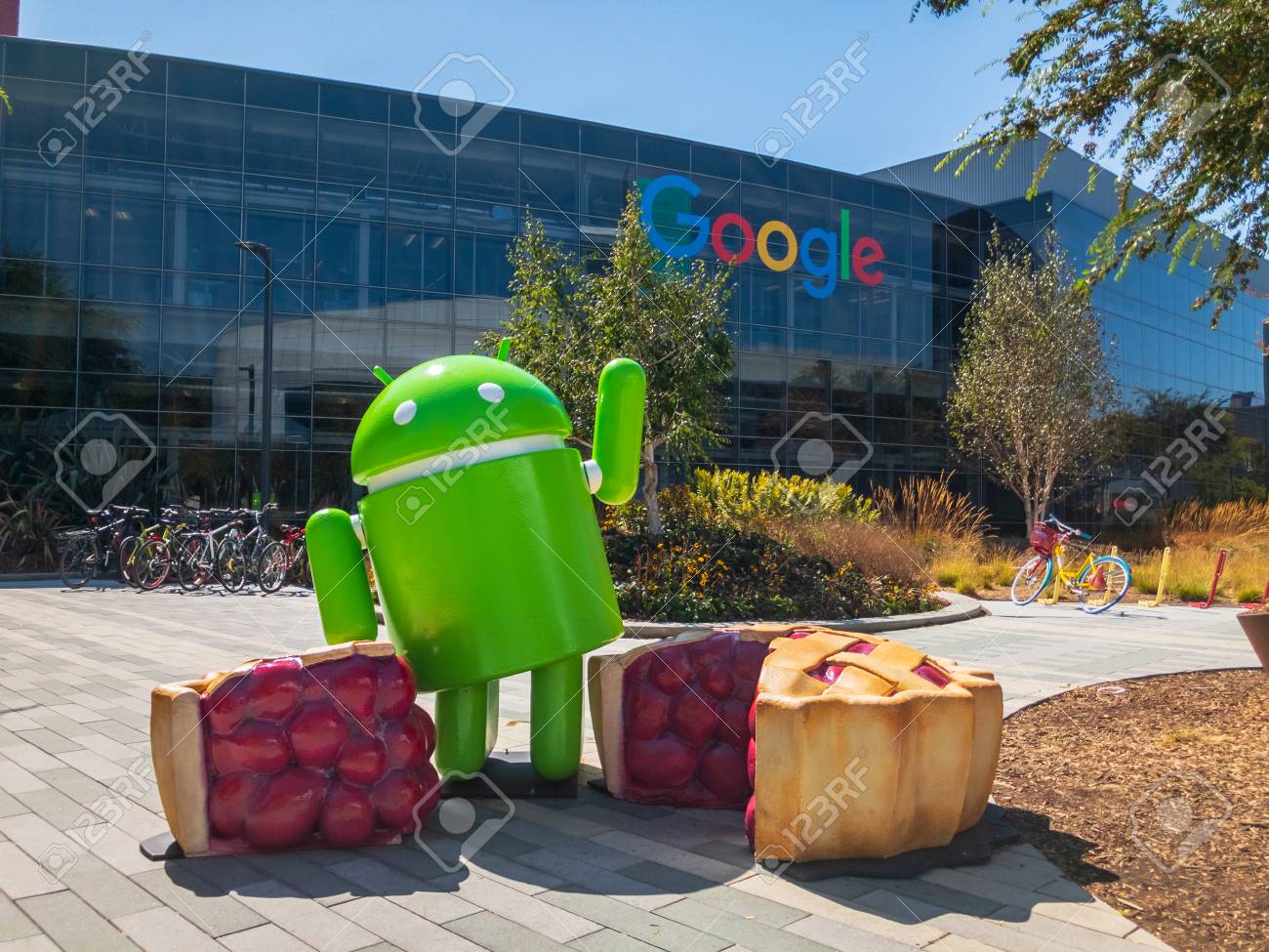 Mountain View, USA - September 25, 2018: Android statue in Googleplex headquarters main office - 127738879 Mountain View, USA - September 25, 2018: Android statue in Googleplex headquarters main office - 127738879
